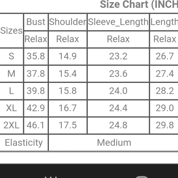 ♥️New boutique Red sequins heart top - Picture 2 of 9